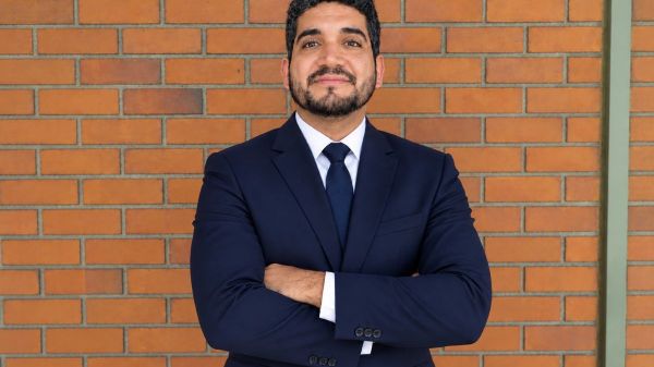 Nícolas Barbosa retorna como titular da Coluna Negócios & Turismo