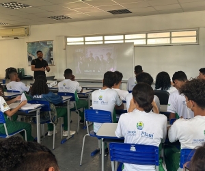 JA Piauí leva palestra sobre empreendedorismo a 300 alunos da rede pública